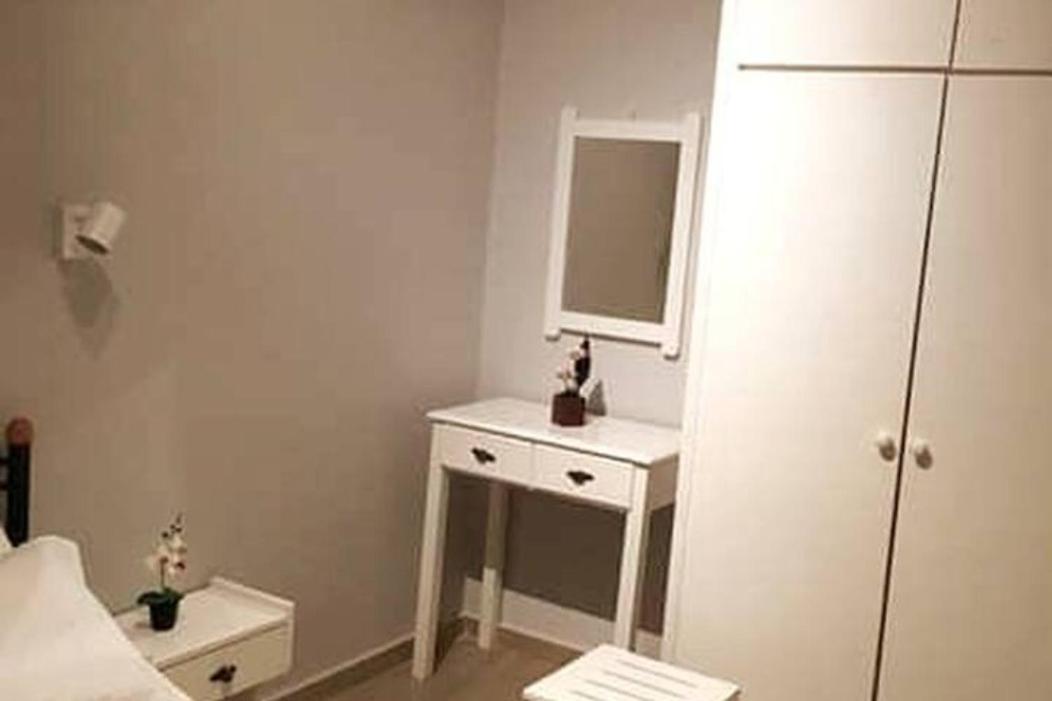 Appartement Golden Keys Apatment First Floor à Moraitika Extérieur photo